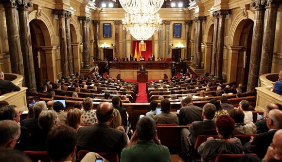 El Parlament de Catalunya aprova la Llei 25/2015 del Voluntariat i de Foment de l’Associacionisme